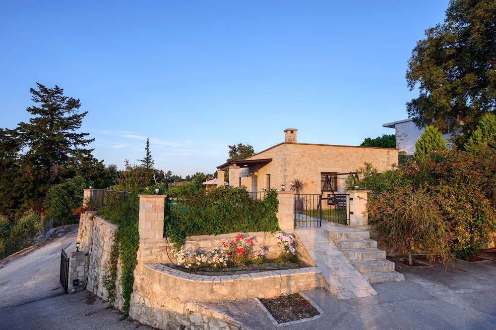 Photo of Outdoor in Maza
