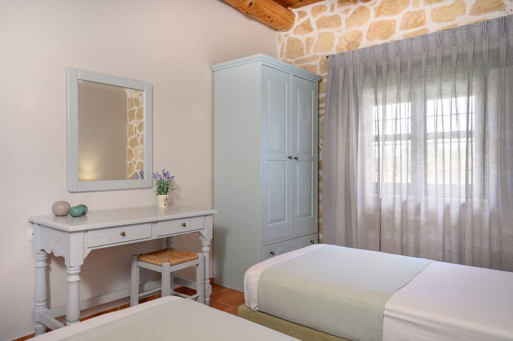 Photo of Bedroom in Maza