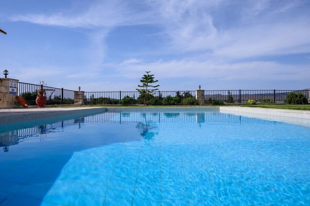 Photo of Outdoor in Maza
