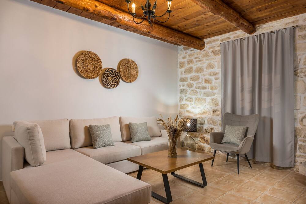 Photo of Livingroom in Maza