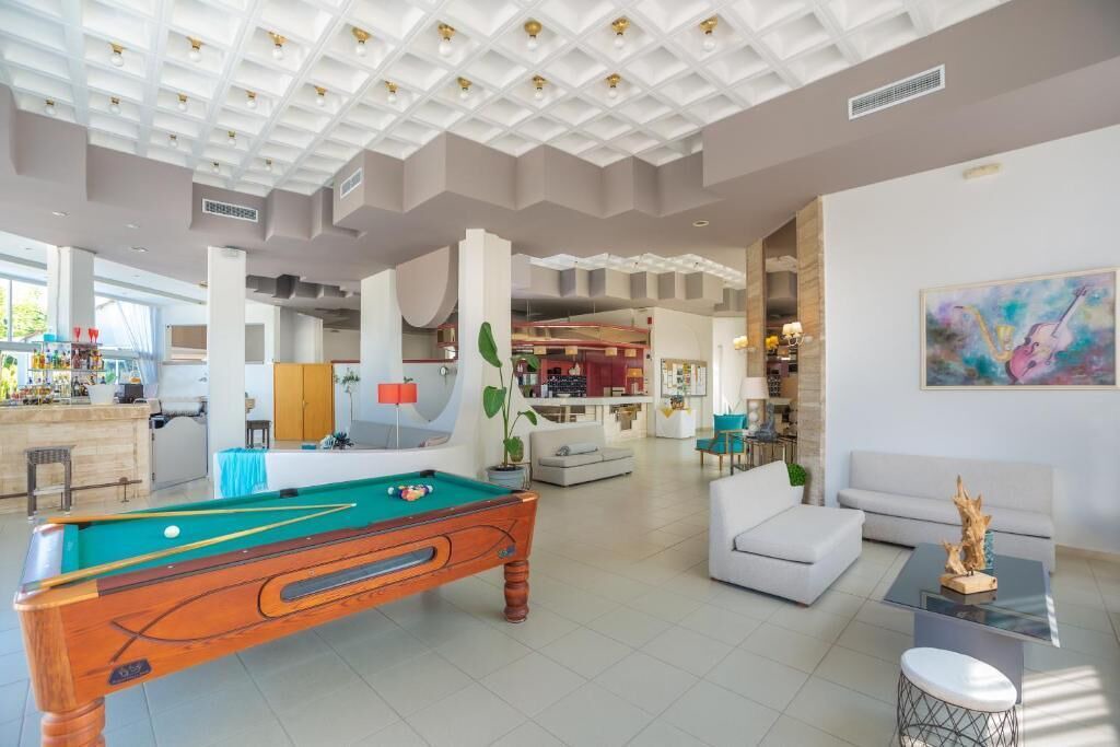 Photo of Others in Theologos