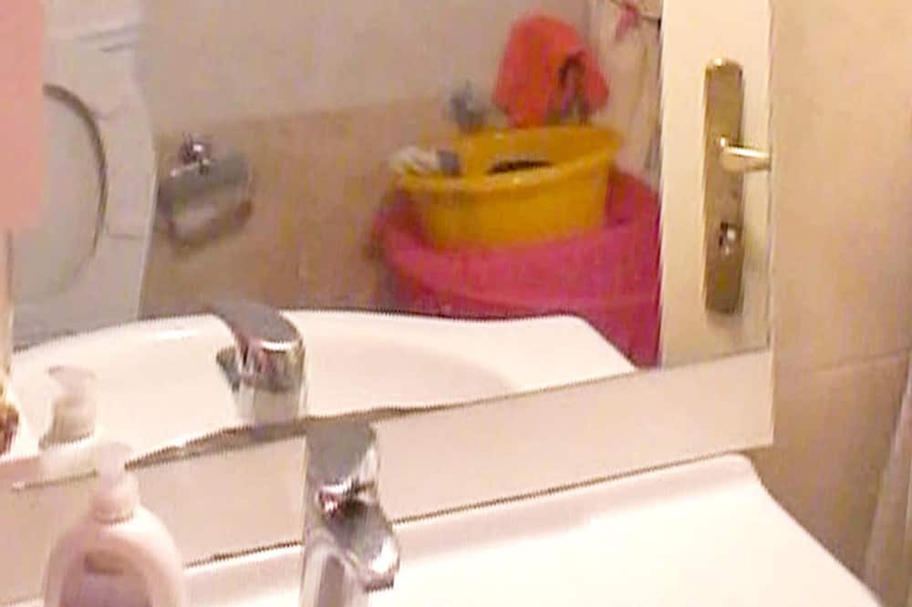 Photo of Bathroom in Kato Diminio