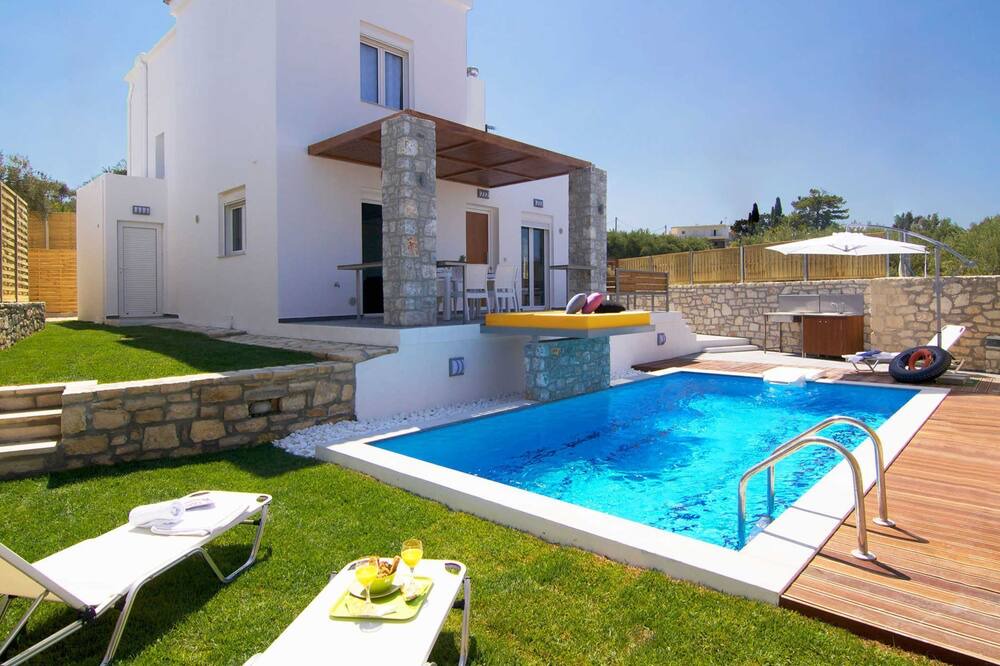 Photo of Outdoor in Kirianna