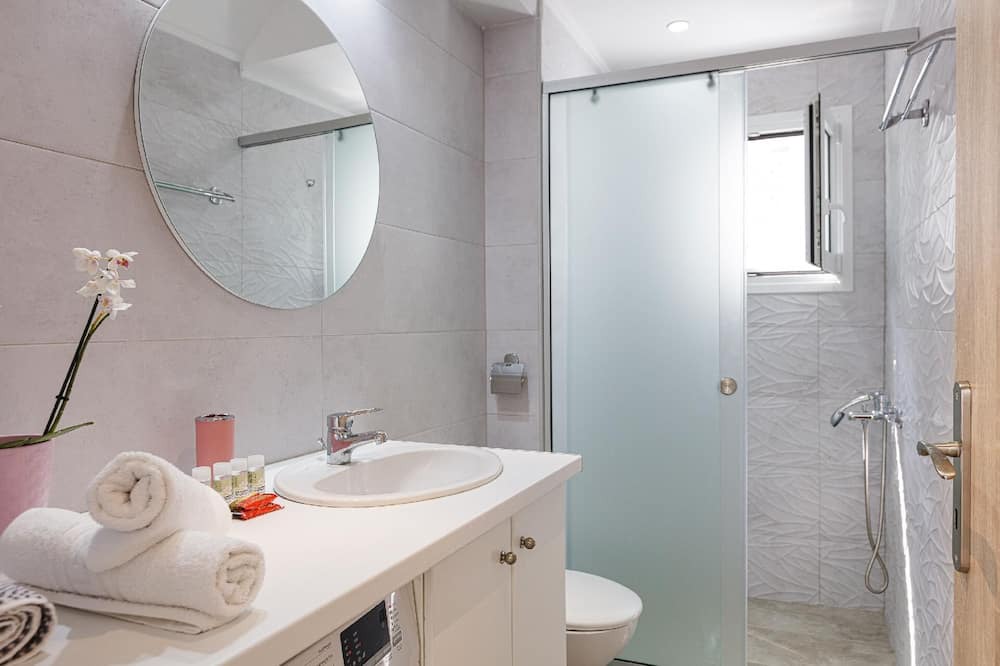 Photo of Bathroom in Vlichada
