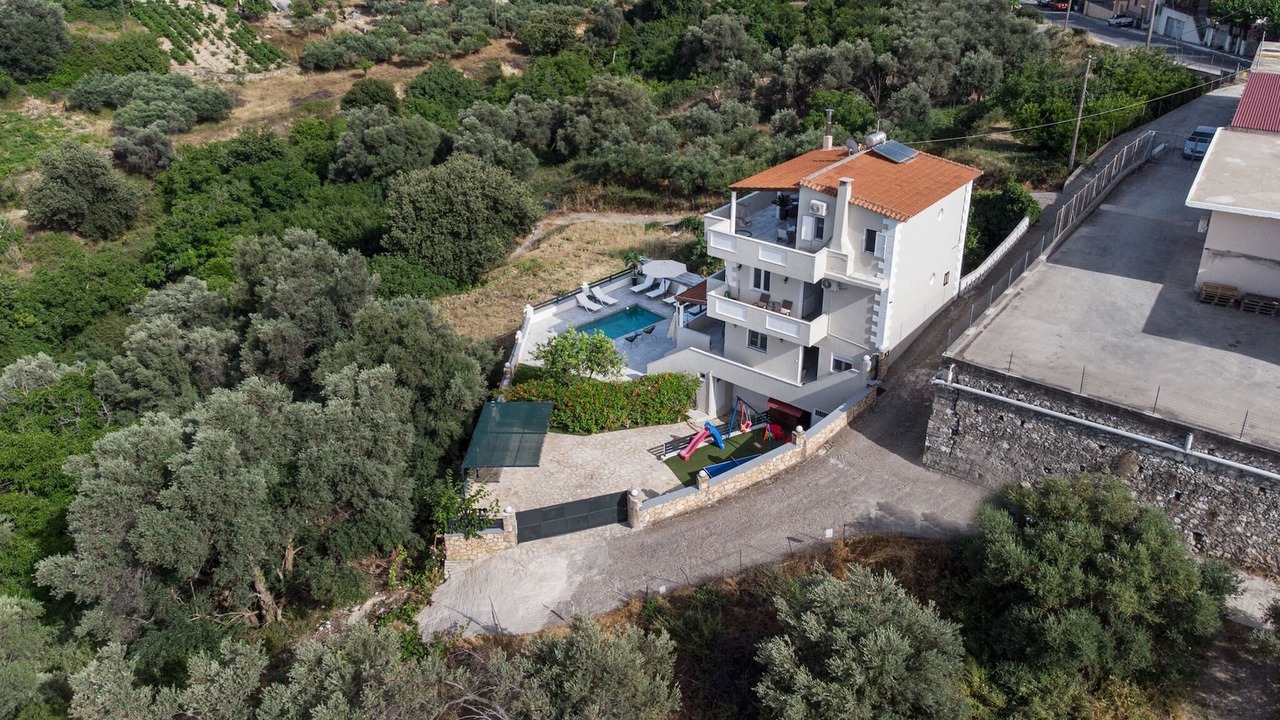 Photo of Outdoor in Kirianna