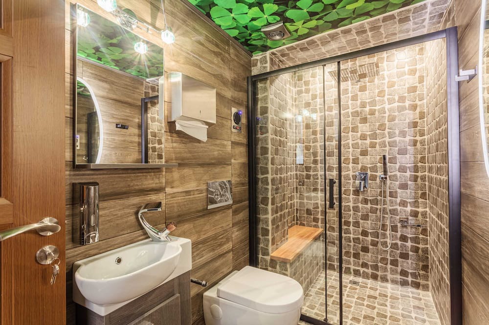 Photo of Bathroom in Kalamata
