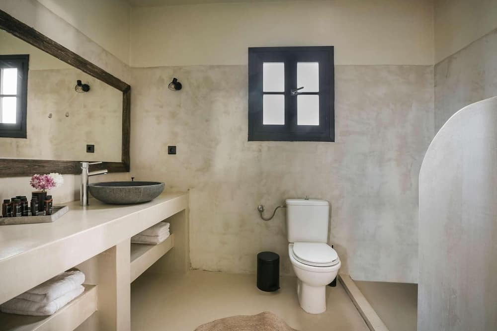 Photo of Bathroom in Kounopetra