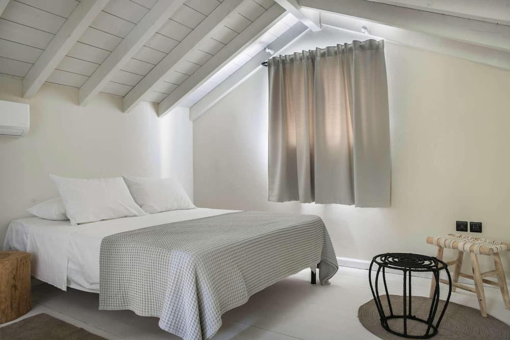 Photo of Bedroom in Kounopetra