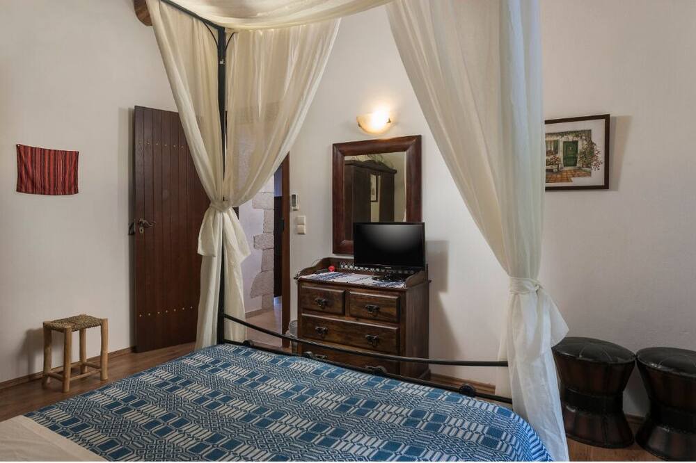 Photo of Bedroom in Maza