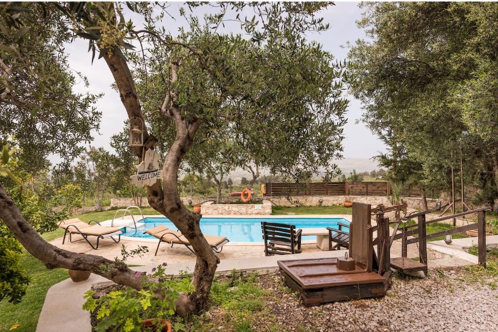 Photo of Outdoor in Maza