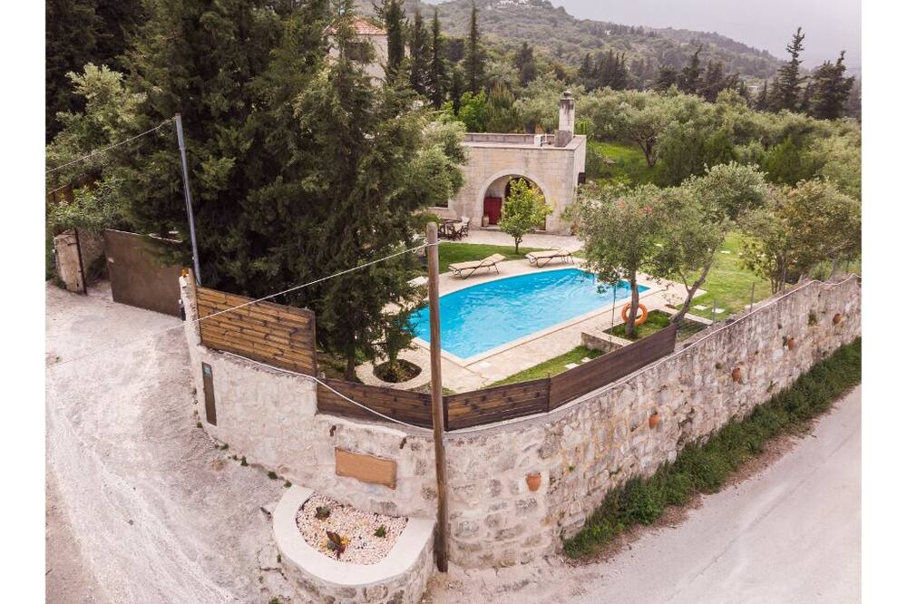 Photo of Outdoor in Maza