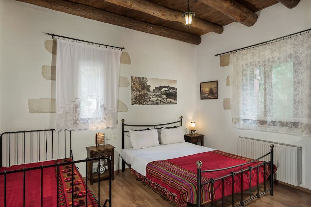 Photo of Bedroom in Maza
