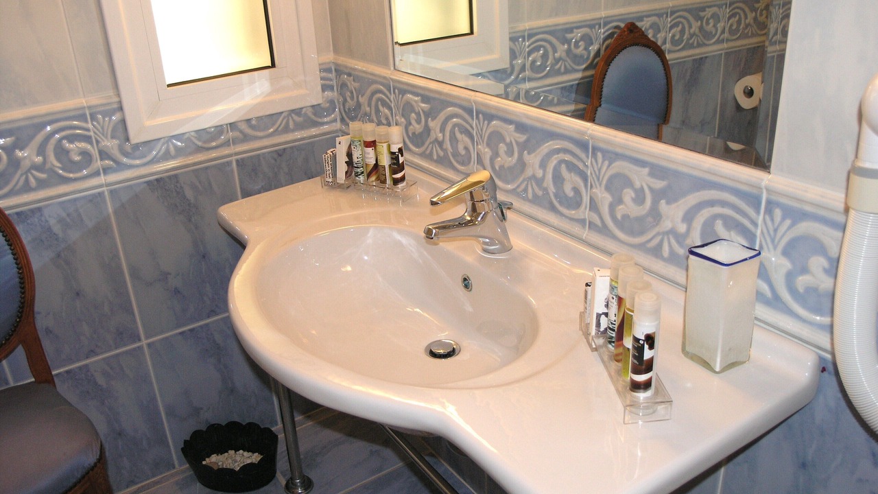 Photo of Bathroom in Tselendata