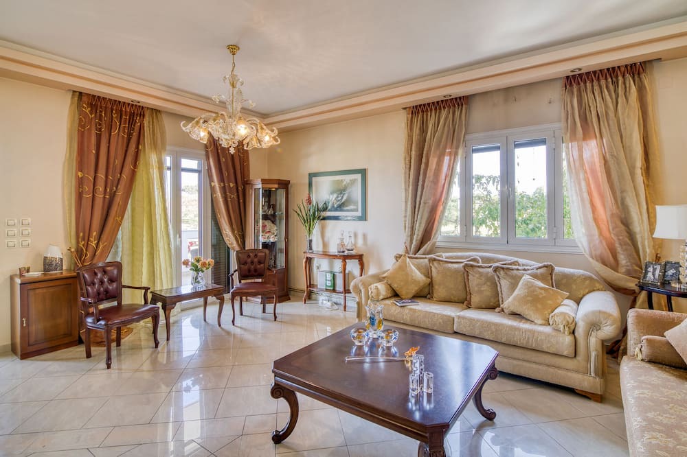 Photo of Livingroom in Monastiraki