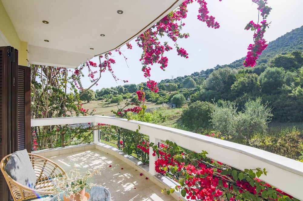 Photo of Patio Balcony in Monastiraki