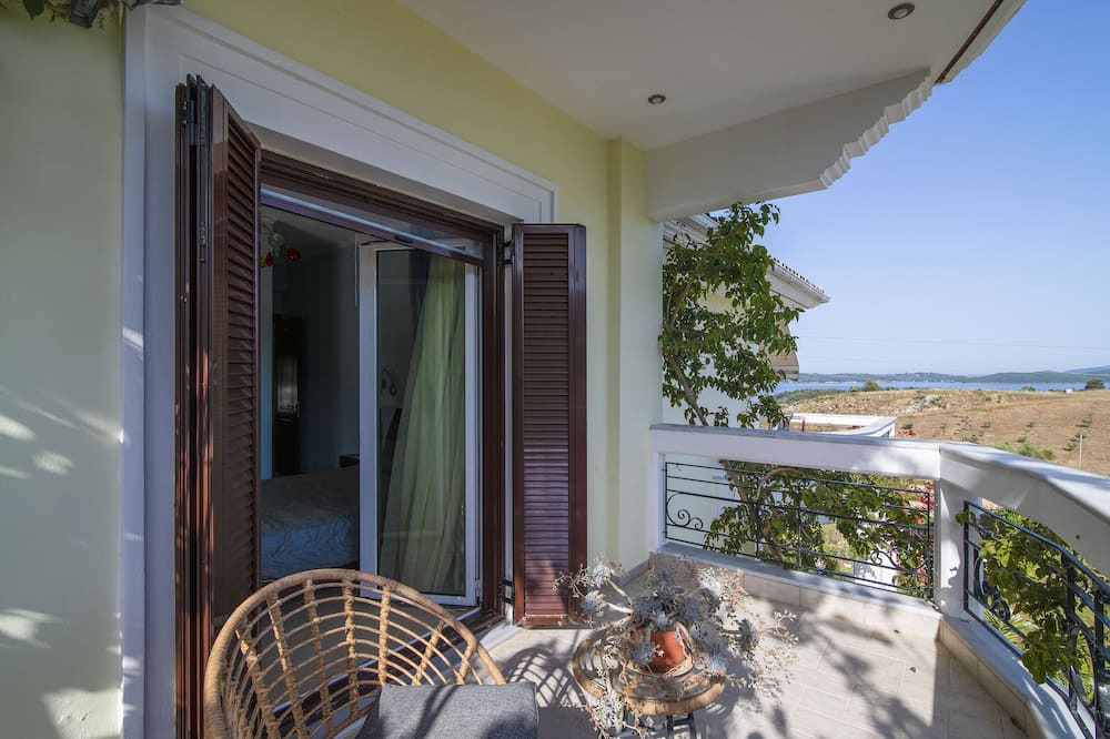 Photo of Patio Balcony in Monastiraki