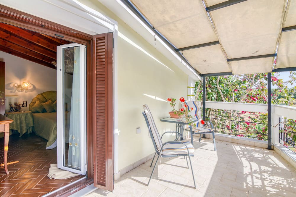 Photo of Patio Balcony in Monastiraki