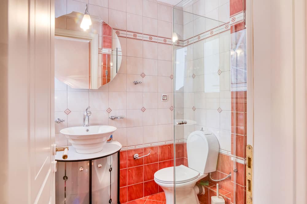 Photo of Bathroom in Monastiraki