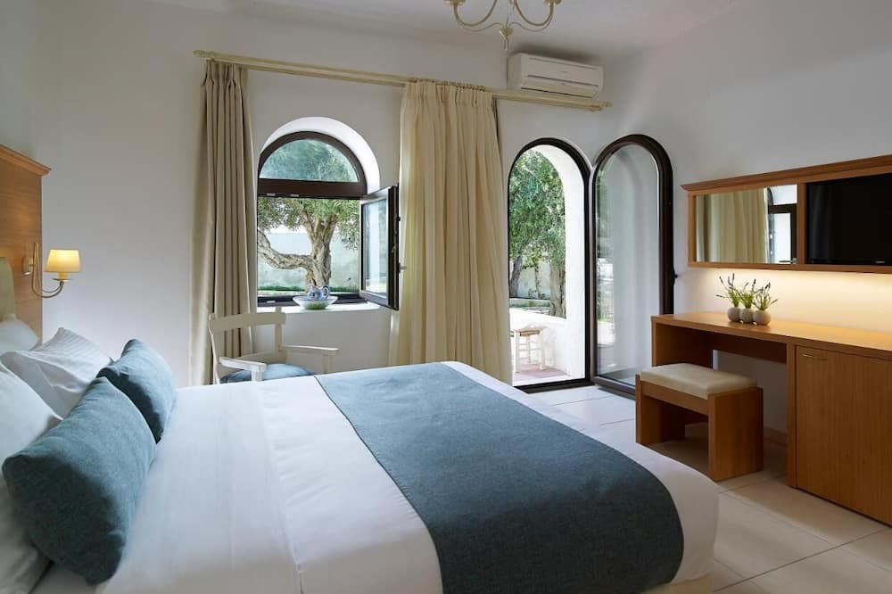 Photo of Bedroom in Koutsounari