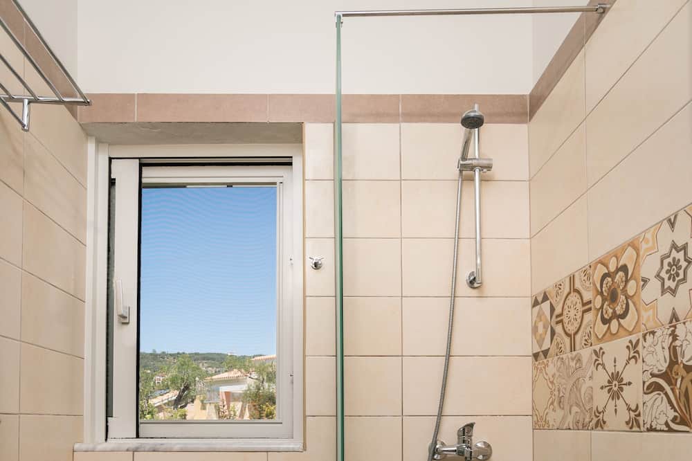 Photo of Bathroom in Messonghi