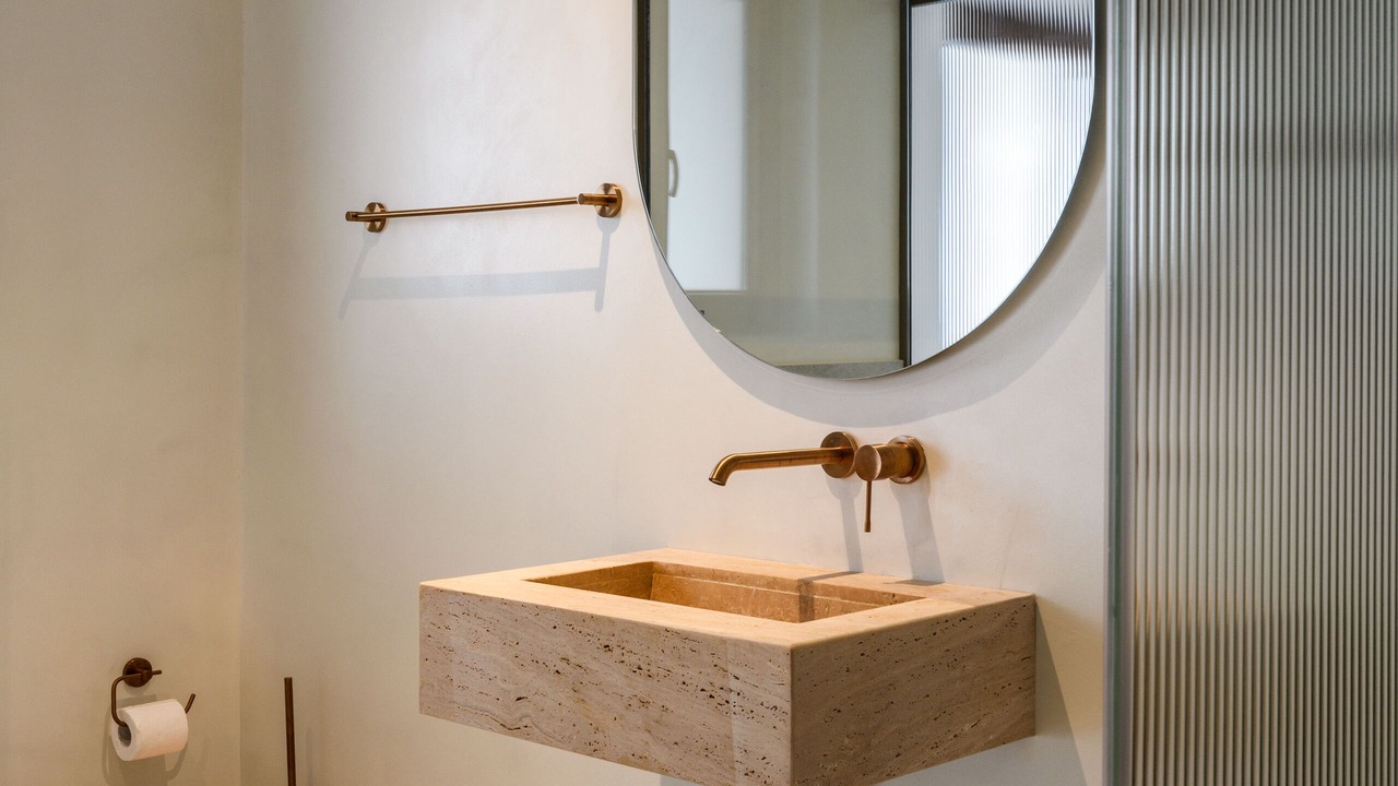 Photo of Bathroom in Plintri