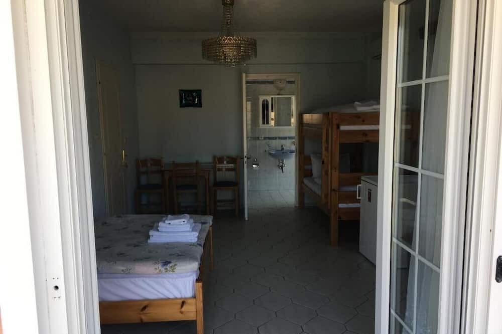 Photo of Bedroom in Ioannina Town Centre