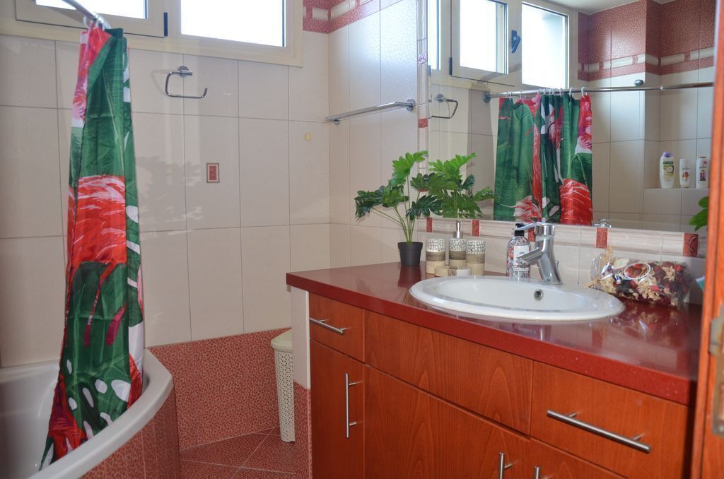 Photo of Bathroom in Ialyssos