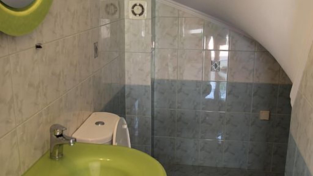 Photo of Bathroom in Ialyssos
