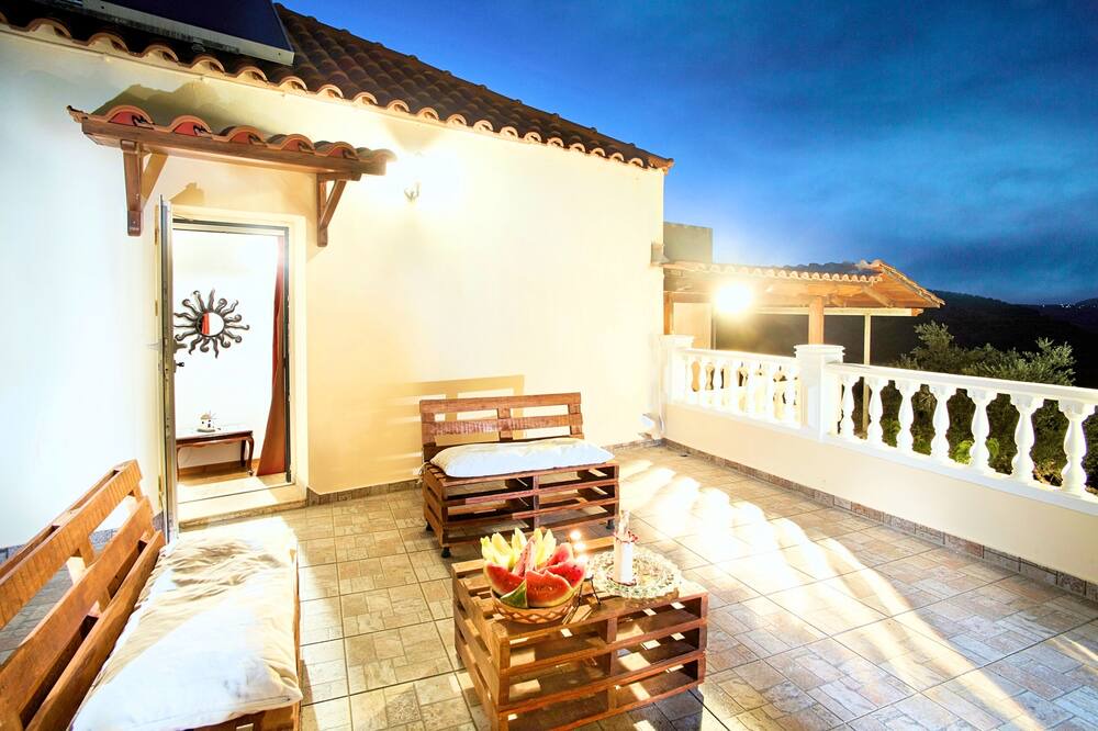 Photo of Patio Balcony in Drakona