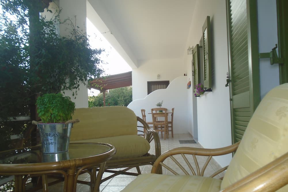 Photo of Patio Balcony in Alinda