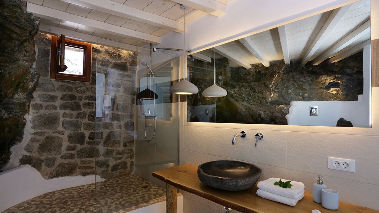 Photo of Bathroom in Panormos