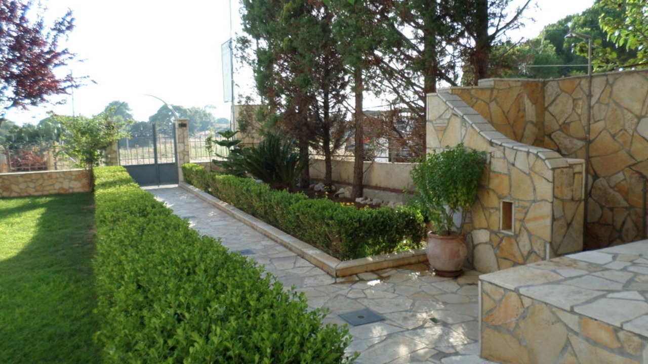 Photo of Outdoor in Lepreo