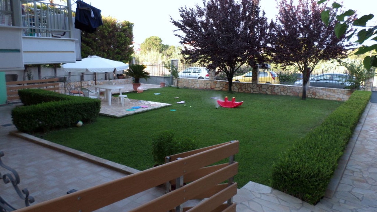 Photo of Outdoor in Lepreo