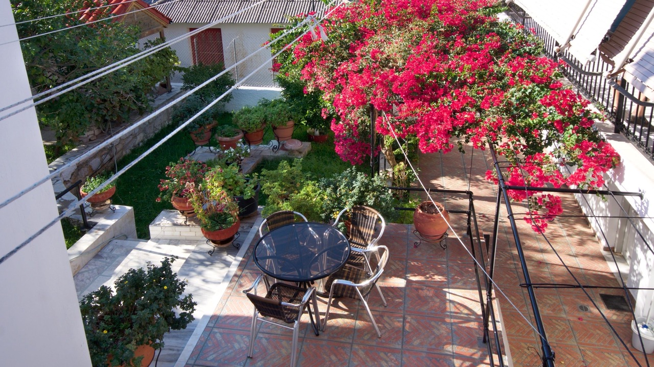 Photo of Patio Balcony in Karavomylos