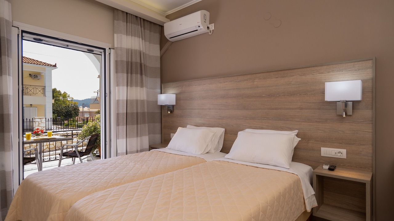 Photo of Bedroom in Karavomylos