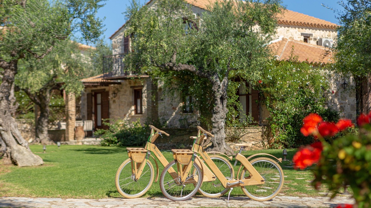 Photo of Outdoor in Neromilos