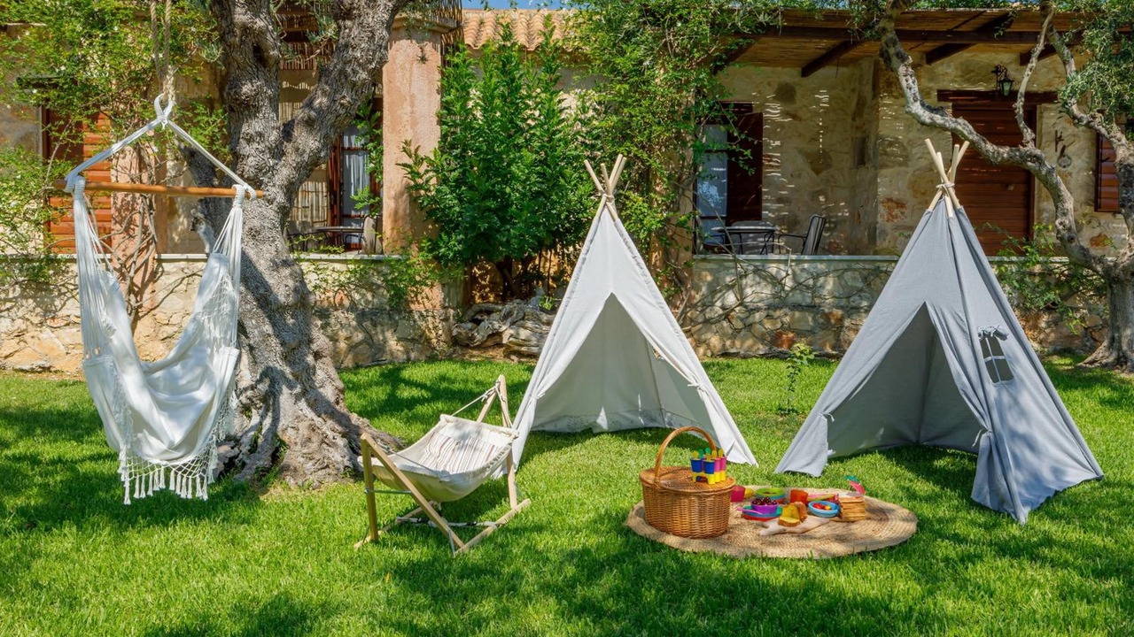 Photo of Outdoor in Neromilos
