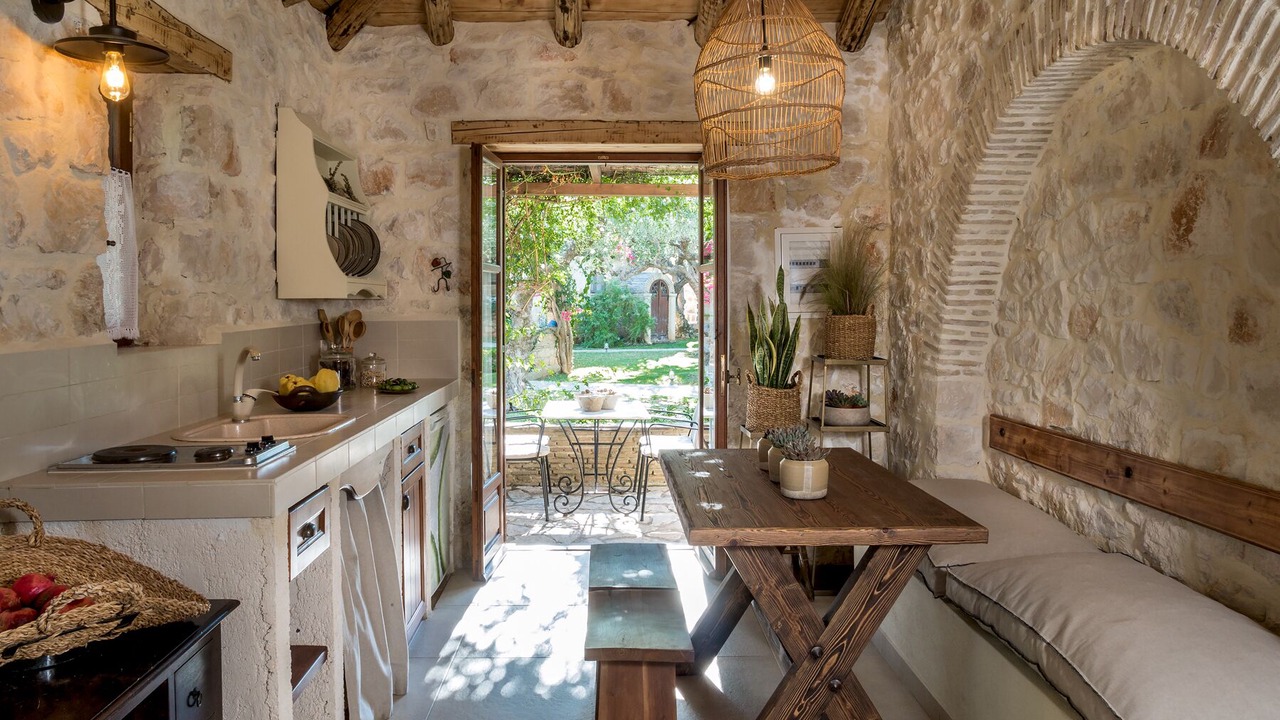 Photo of Outdoor in Neromilos