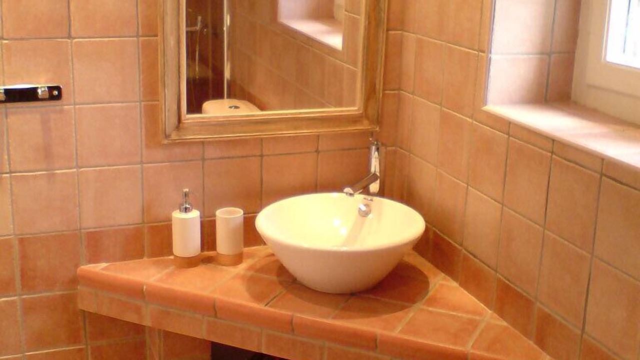 Photo of Bathroom in Lefktron
