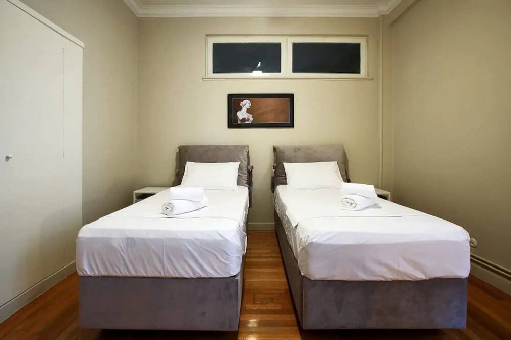 Photo of Bedroom in Exarhia