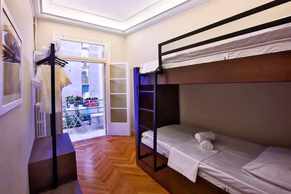 Photo of Bedroom in Exarhia