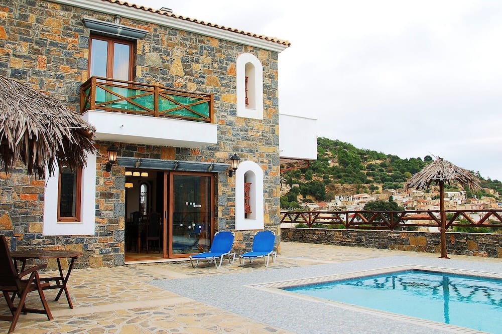 Photo of Outdoor in Prina