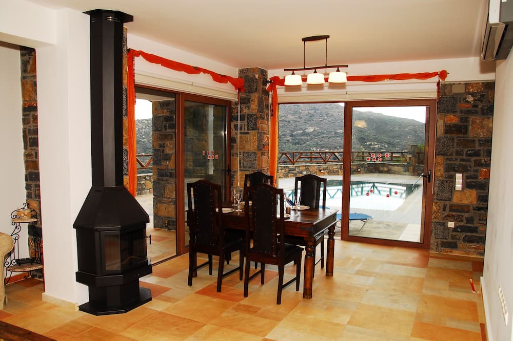 Photo of Livingroom in Prina