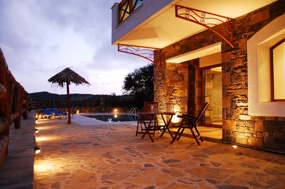 Photo of Patio Balcony in Prina
