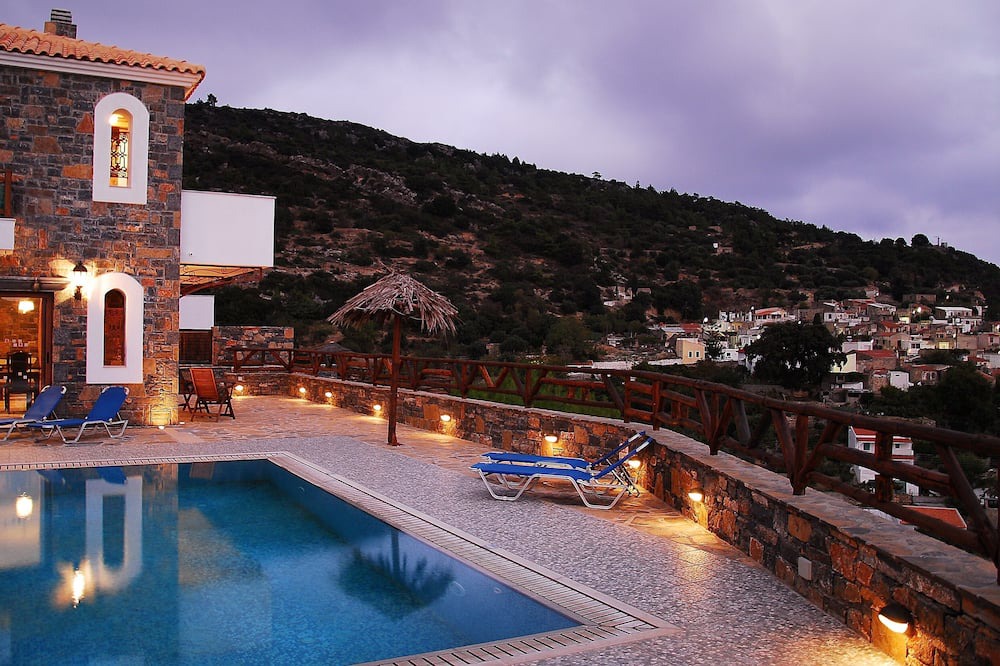 Photo of Outdoor in Prina