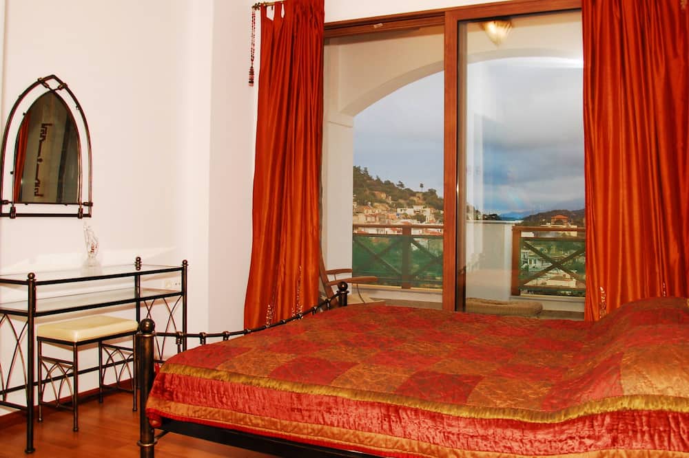 Photo of Bedroom in Prina