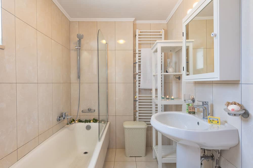 Photo of Bathroom in Old Hersonissos