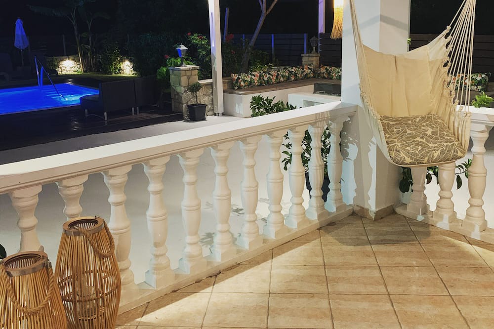 Photo of Patio Balcony in Pantokratoras
