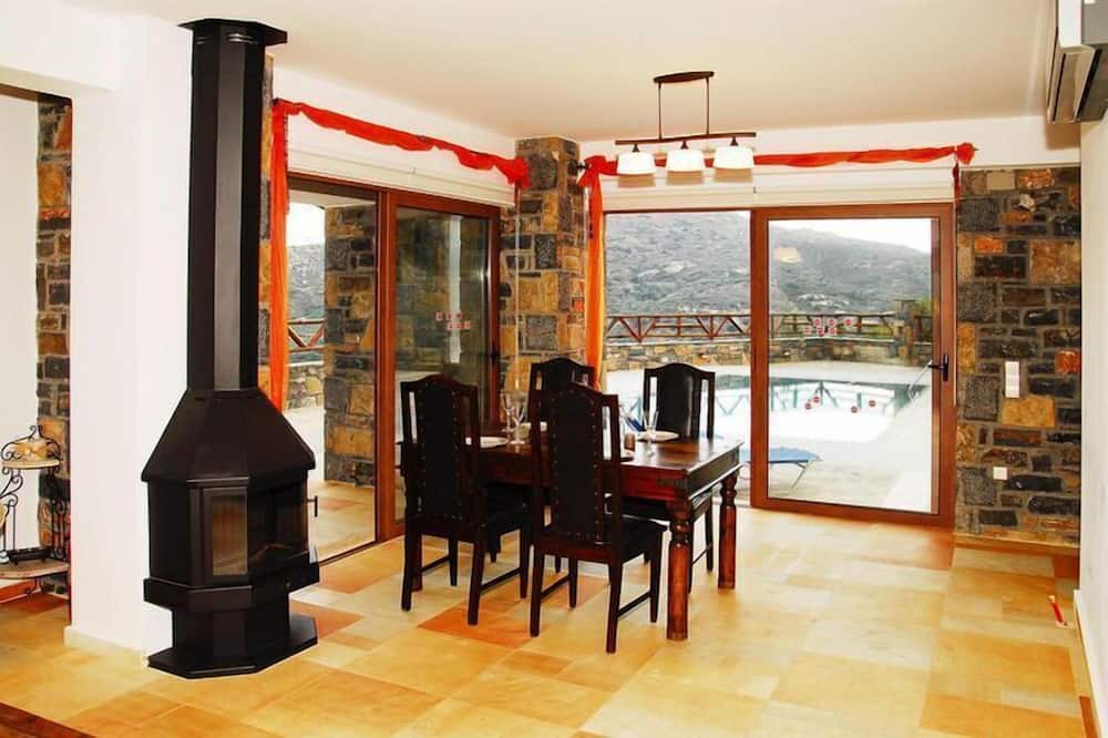 Photo of Livingroom in Prina