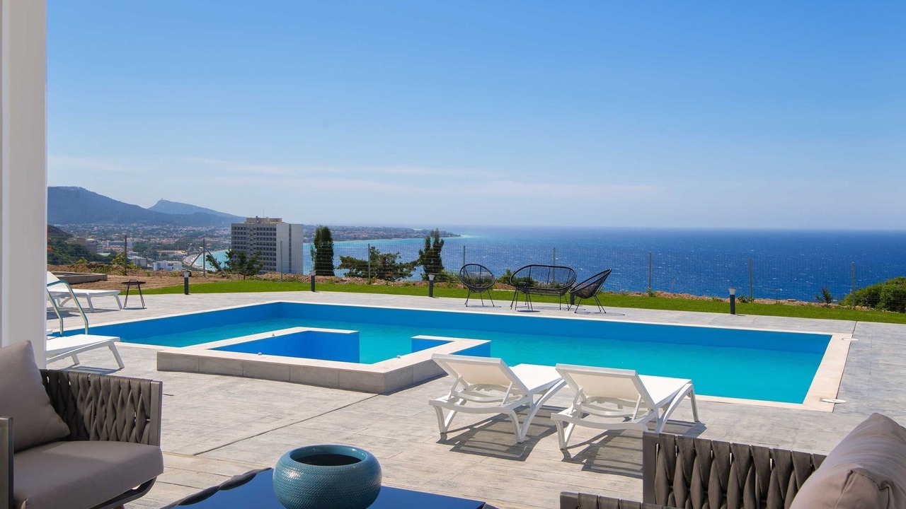 Photo of Outdoor in Ixia